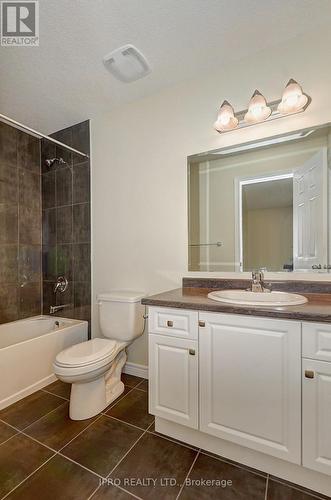 29 Arlington Parkway, Brant, ON - Indoor Photo Showing Bathroom