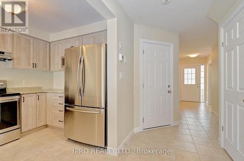 29 Arlington Parkway, Brant, ON - Indoor Photo Showing Kitchen With Stainless Steel Kitchen