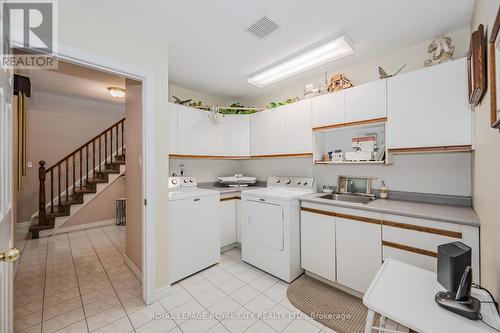 187 Municipal Street, Guelph, ON - Indoor Photo Showing Laundry Room