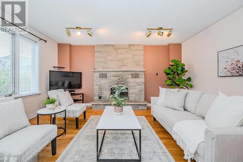 187 Municipal Street, Guelph, ON - Indoor Photo Showing Living Room With Fireplace