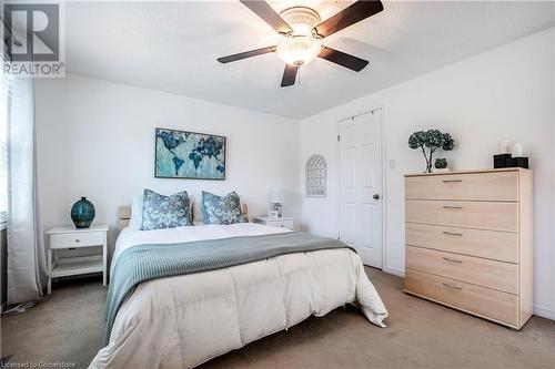 1098 Stephenson Drive, Burlington, ON - Indoor Photo Showing Bedroom