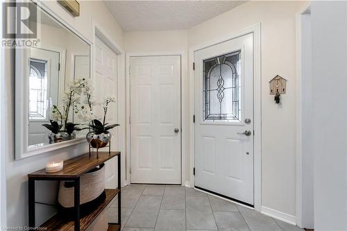 1098 Stephenson Drive, Burlington, ON - Indoor Photo Showing Other Room