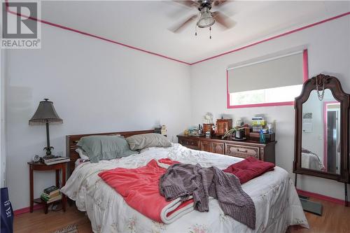 10 Laurier Lane, Warren, ON - Indoor Photo Showing Bedroom