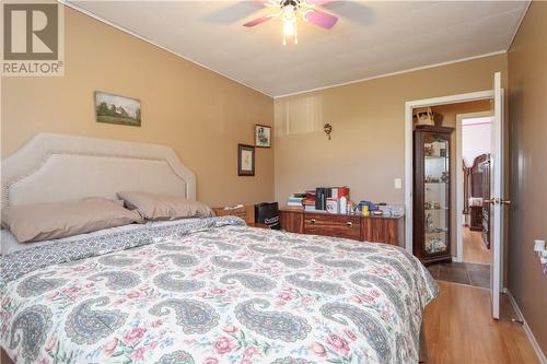 10 Laurier Lane, Warren, ON - Indoor Photo Showing Bedroom