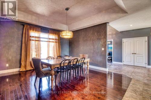 7242 Grande River Line, Chatham-Kent (Chatham), ON - Indoor Photo Showing Dining Room