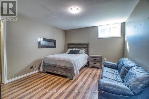 7242 Grande River Line, Chatham-Kent (Chatham), ON - Indoor Photo Showing Bedroom