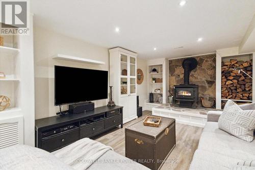 419 Darlene Crescent, London, ON - Indoor Photo Showing Living Room With Fireplace