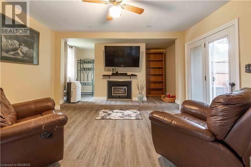 164 Queen Street N, Durham, ON - Indoor Photo Showing Living Room With Fireplace