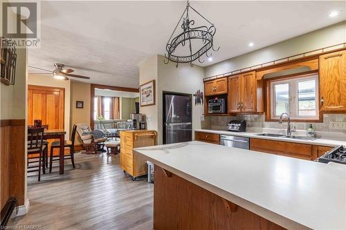 164 Queen Street N, Durham, ON - Indoor Photo Showing Kitchen With Double Sink