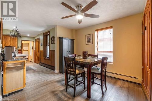 164 Queen Street N, Durham, ON - Indoor Photo Showing Dining Room