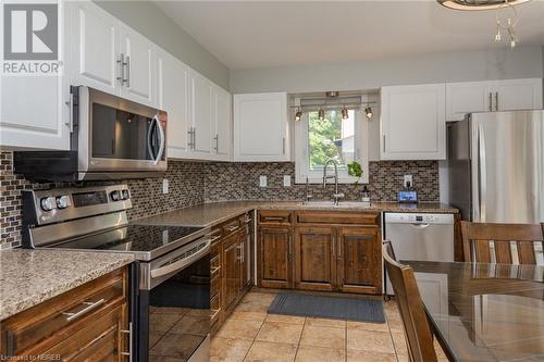 668 Lavigne Road, Corbeil, ON - Indoor Photo Showing Kitchen