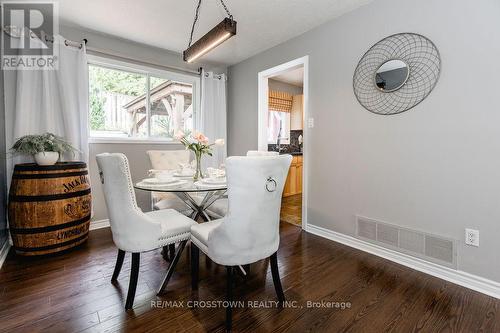 15 Bristow Court, Barrie, ON - Indoor Photo Showing Dining Room