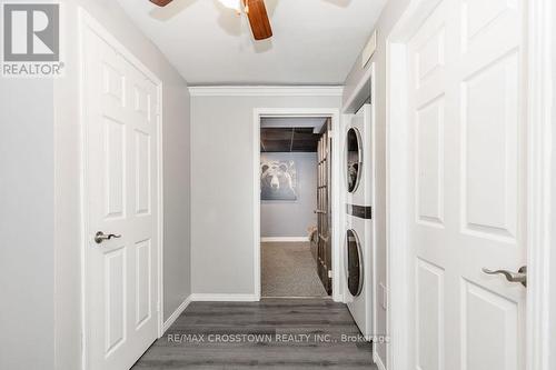 15 Bristow Court, Barrie, ON - Indoor Photo Showing Laundry Room