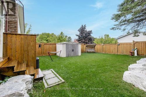 15 Bristow Court, Barrie, ON - Outdoor With Backyard