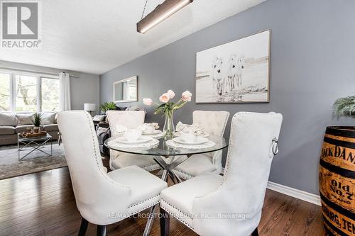 15 Bristow Court, Barrie, ON - Indoor Photo Showing Dining Room