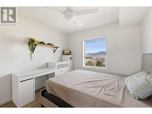 883 Academy Way Unit# Ph3, Kelowna, BC - Indoor Photo Showing Bedroom