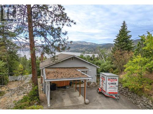 3972 Desert Pines Avenue, Peachland, BC - Outdoor