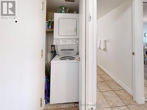 411 - 745 New Westminister Drive, Vaughan, ON - Indoor Photo Showing Laundry Room