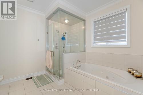 239 Timber Creek Boulevard, Vaughan, ON - Indoor Photo Showing Bathroom