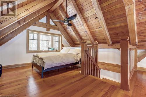 additonal loft bedroom or office area - 740494 10 Sideroad, Chatsworth (Twp), ON - Indoor Photo Showing Bedroom