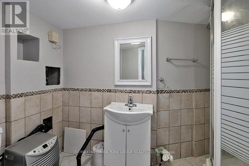 1 - 1 Spruce Street, Wasaga Beach, ON - Indoor Photo Showing Bathroom