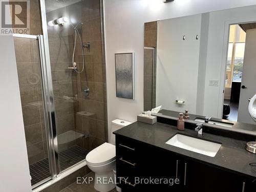 825 - 2450 Old Bronte Road, Oakville, ON - Indoor Photo Showing Bathroom