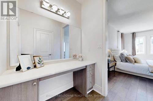 459 Threshing Mill Boulevard, Oakville, ON - Indoor Photo Showing Bathroom