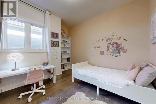 459 Threshing Mill Boulevard, Oakville, ON - Indoor Photo Showing Bedroom