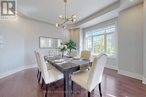 459 Threshing Mill Boulevard, Oakville, ON - Indoor Photo Showing Dining Room