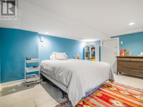 147 Hope Street, Toronto, ON - Indoor Photo Showing Bedroom