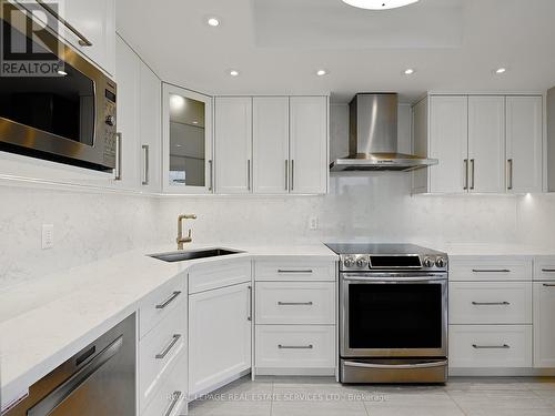 3110 - 1 Palace Pier Court, Toronto, ON - Indoor Photo Showing Kitchen With Upgraded Kitchen