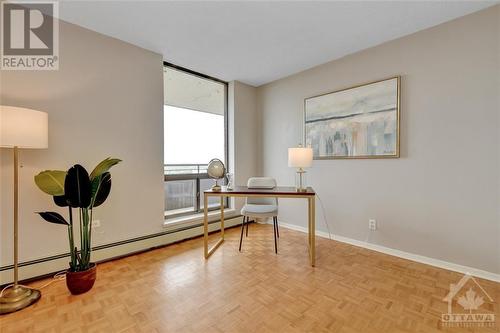 515 St Laurent Boulevard Unit#1809, Ottawa, ON 