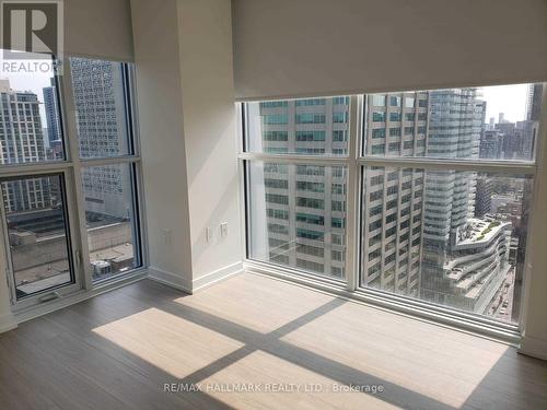 2511 - 1 Yorkville Avenue, Toronto, ON - Indoor Photo Showing Other Room