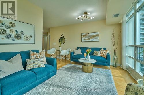 1815 - 35 Bales Avenue, Toronto, ON - Indoor Photo Showing Living Room