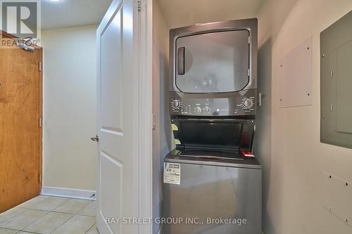 1815 - 35 Bales Avenue, Toronto, ON - Indoor Photo Showing Laundry Room