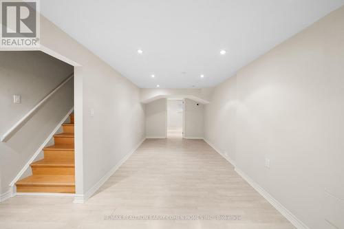 32 Barrydale Crescent, Toronto, ON - Indoor Photo Showing Other Room