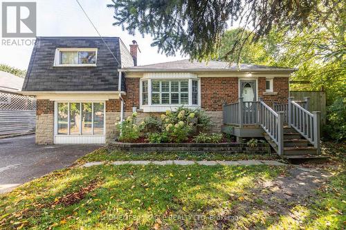 1 Lowell Avenue, Toronto, ON - Outdoor