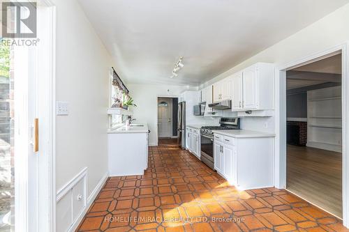 1 Lowell Avenue, Toronto, ON - Indoor Photo Showing Kitchen