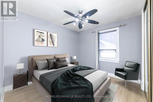 1 Lowell Avenue, Toronto, ON - Indoor Photo Showing Bedroom