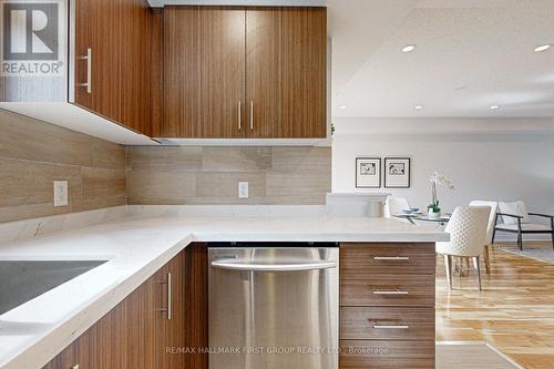 90 Tabaret Crescent, Oshawa, ON - Indoor Photo Showing Kitchen