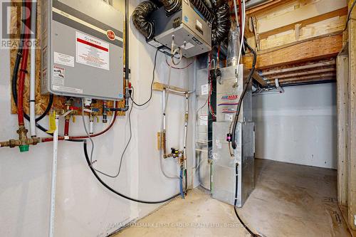 90 Tabaret Crescent, Oshawa, ON - Indoor Photo Showing Basement