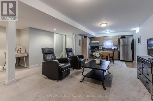 2339 Orchard Road, Burlington, ON - Indoor