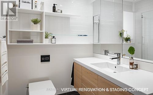 6533 Mockingbird Lane, Mississauga, ON - Indoor Photo Showing Bathroom