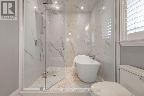 430 Stanfield Drive, Oakville, ON - Indoor Photo Showing Bathroom