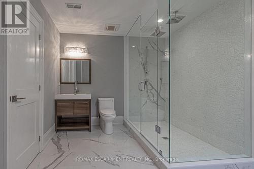 430 Stanfield Drive, Oakville, ON - Indoor Photo Showing Bathroom