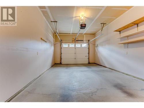 3508 24 Avenue Unit# 9, Vernon, BC - Indoor Photo Showing Garage