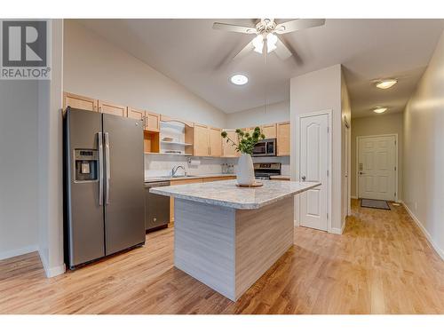 3508 24 Avenue Unit# 9, Vernon, BC - Indoor Photo Showing Kitchen