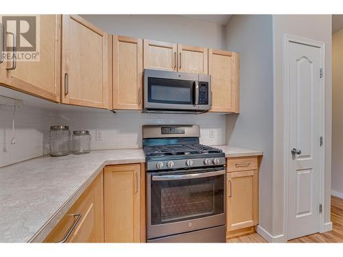 3508 24 Avenue Unit# 9, Vernon, BC - Indoor Photo Showing Kitchen