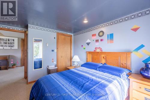 5235 4 Line, St. Marys (21 - St. Marys), ON - Indoor Photo Showing Bedroom