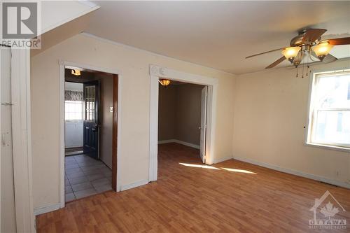 923 Center Street, Braeside, ON - Indoor Photo Showing Other Room